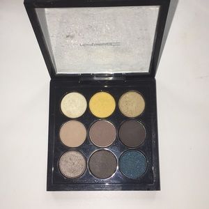 Mac eyeshadow palette
